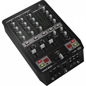 DJ-микшер BEHRINGER VMX300USB DJ