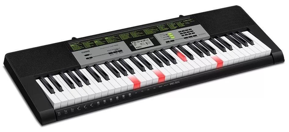 Синтезатор Casio LK-136