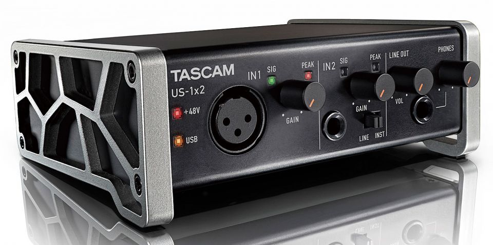 Звуковая карта Tascam US-1x2