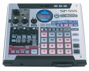 Сэмплер с эффектами ROLAND SP-555